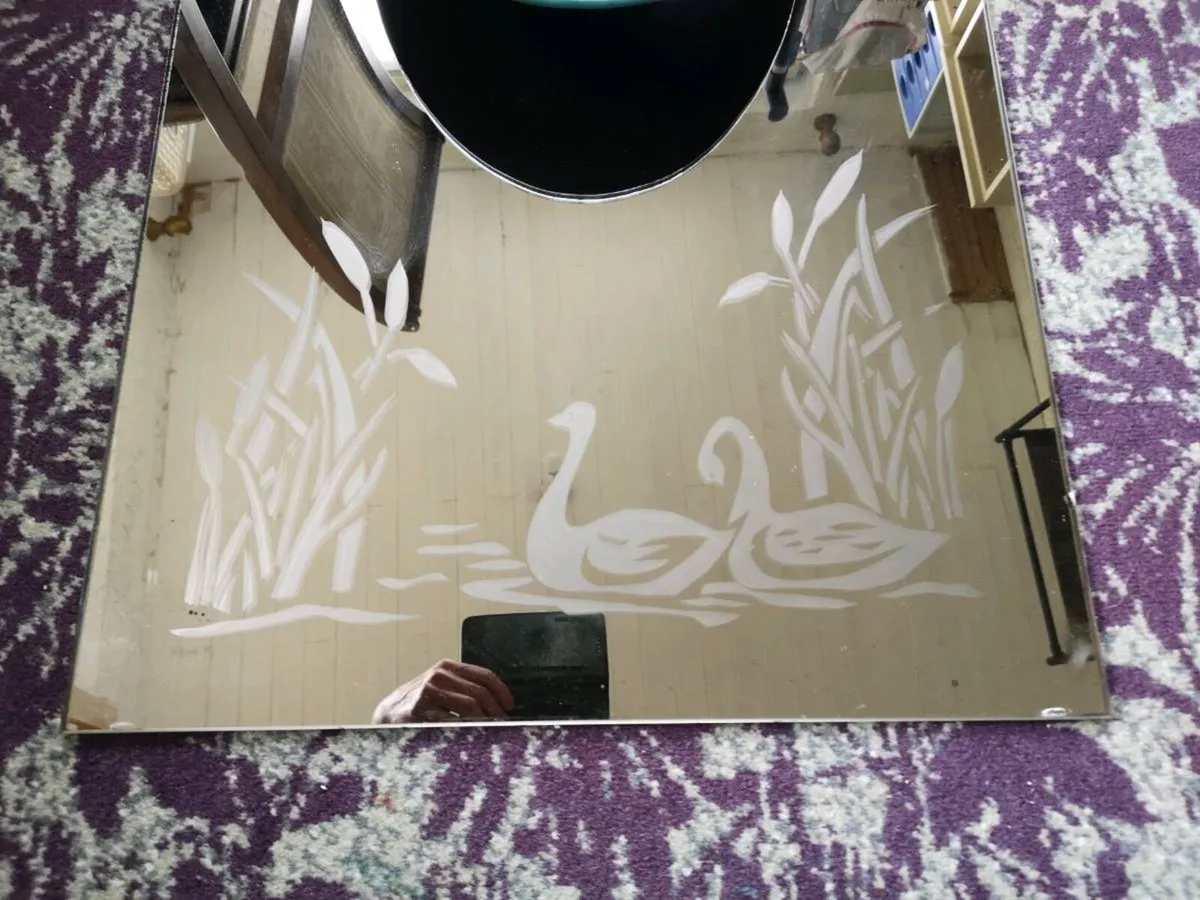 Mirror - Image 2