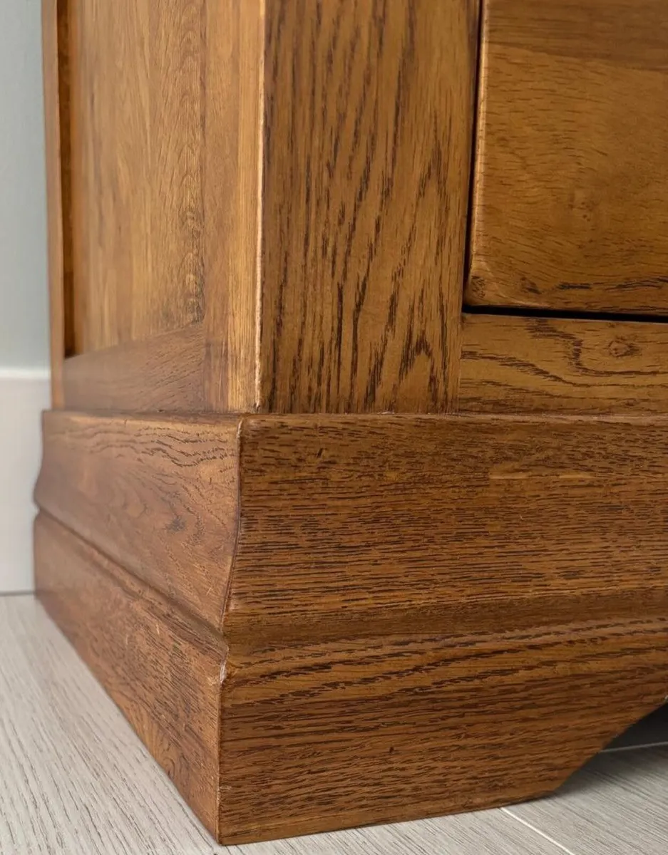 Pair of 3-Drawer Solid Oak Bedside Tables/Lockers - Image 4