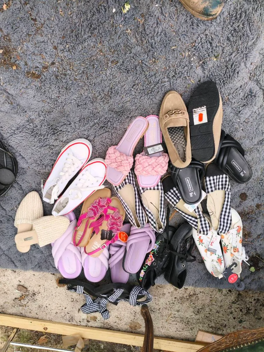 Ladies new shoes, handy for selling on car boot. - Image 2