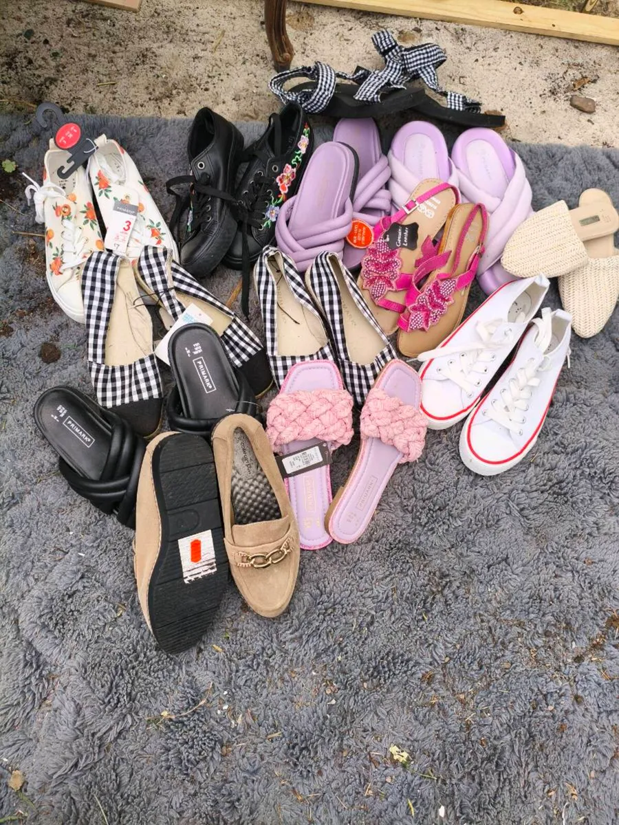 Ladies new shoes, handy for selling on car boot. - Image 3