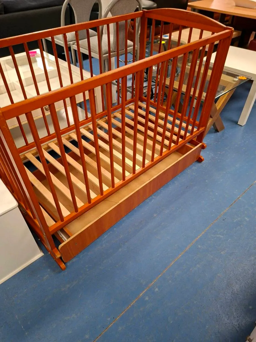 WOODEN COT - Image 1