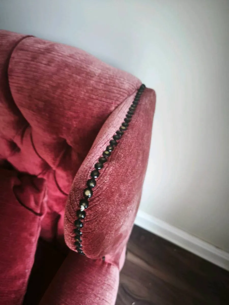 Queen Ann red chairs X2 antique - Image 2