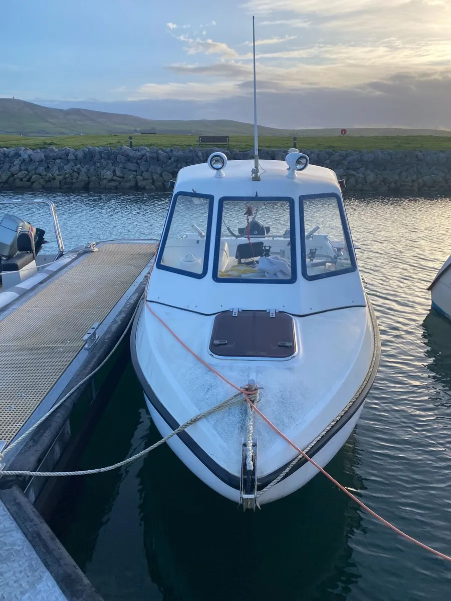 Raider 18 Wheelhouse - A bargain at €10,950 - Image 4