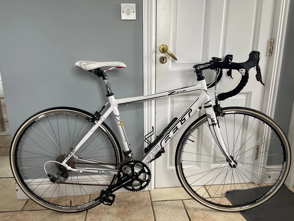Felt Z95 Racer with Shimano Tiagra - Image 1