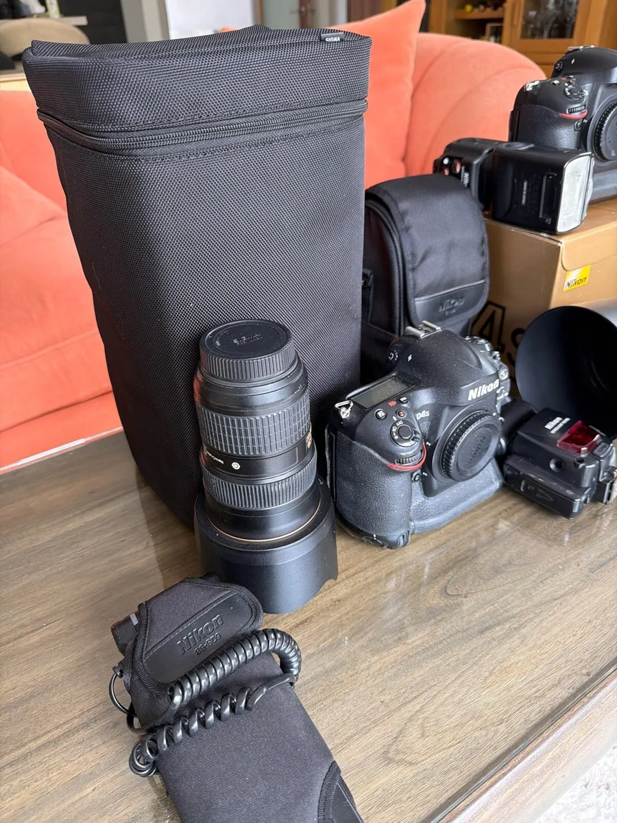 Nikon D4S cameras and lenses - Image 2