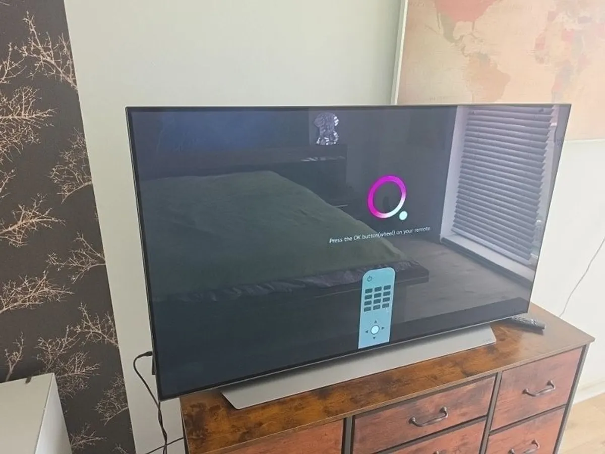Lg Oled 48" - Image 1