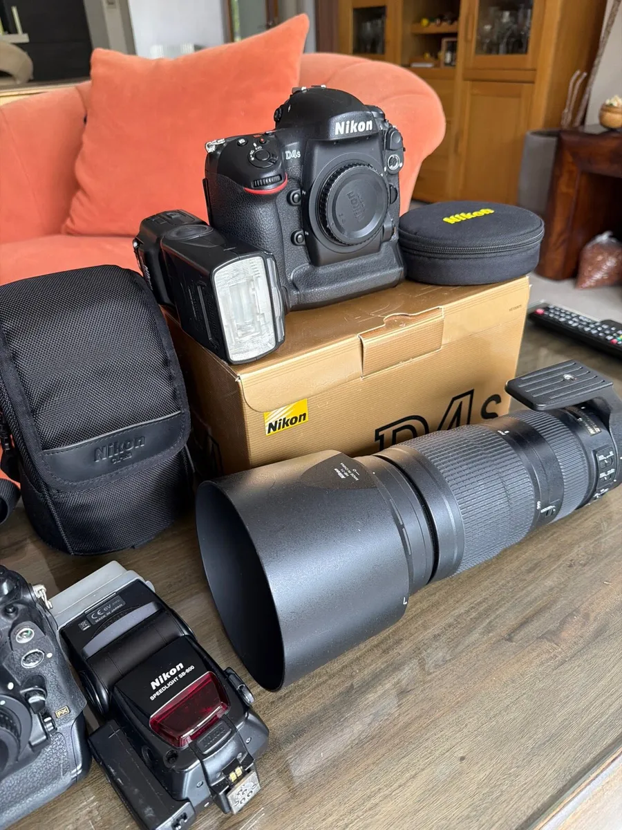 Nikon D4S cameras and lenses - Image 3
