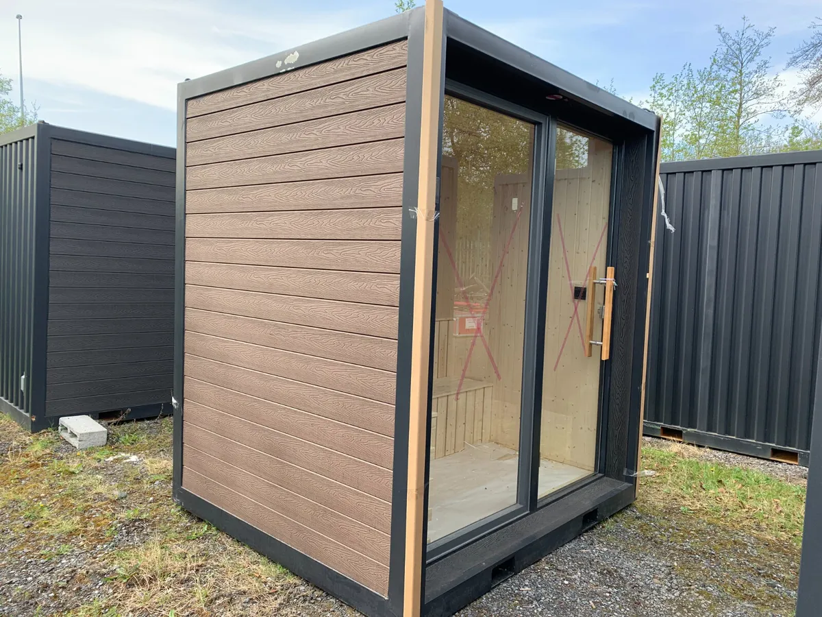 BID ONLINE NOW - 7FT X 7FT 4-6 PERSON SAUNA - Image 2
