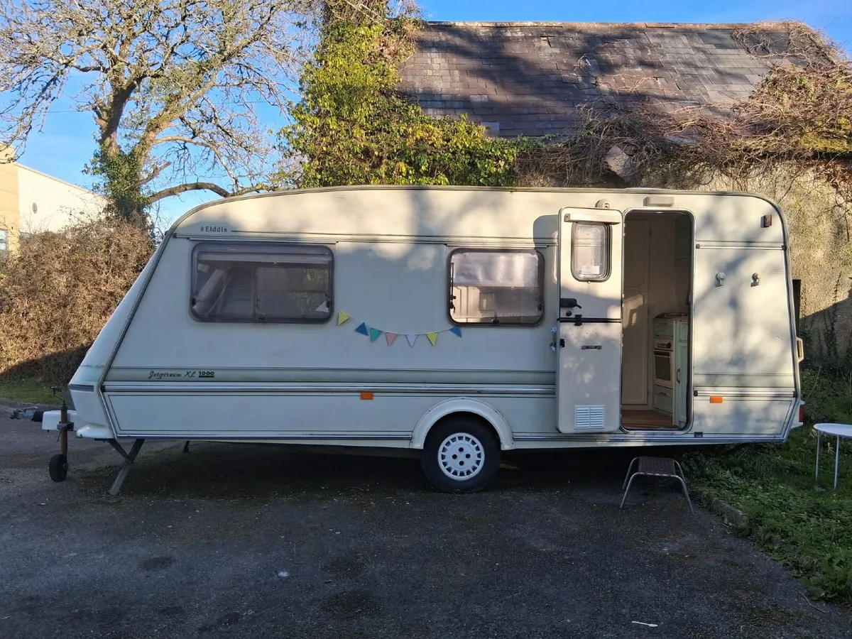 Caravan - Image 1