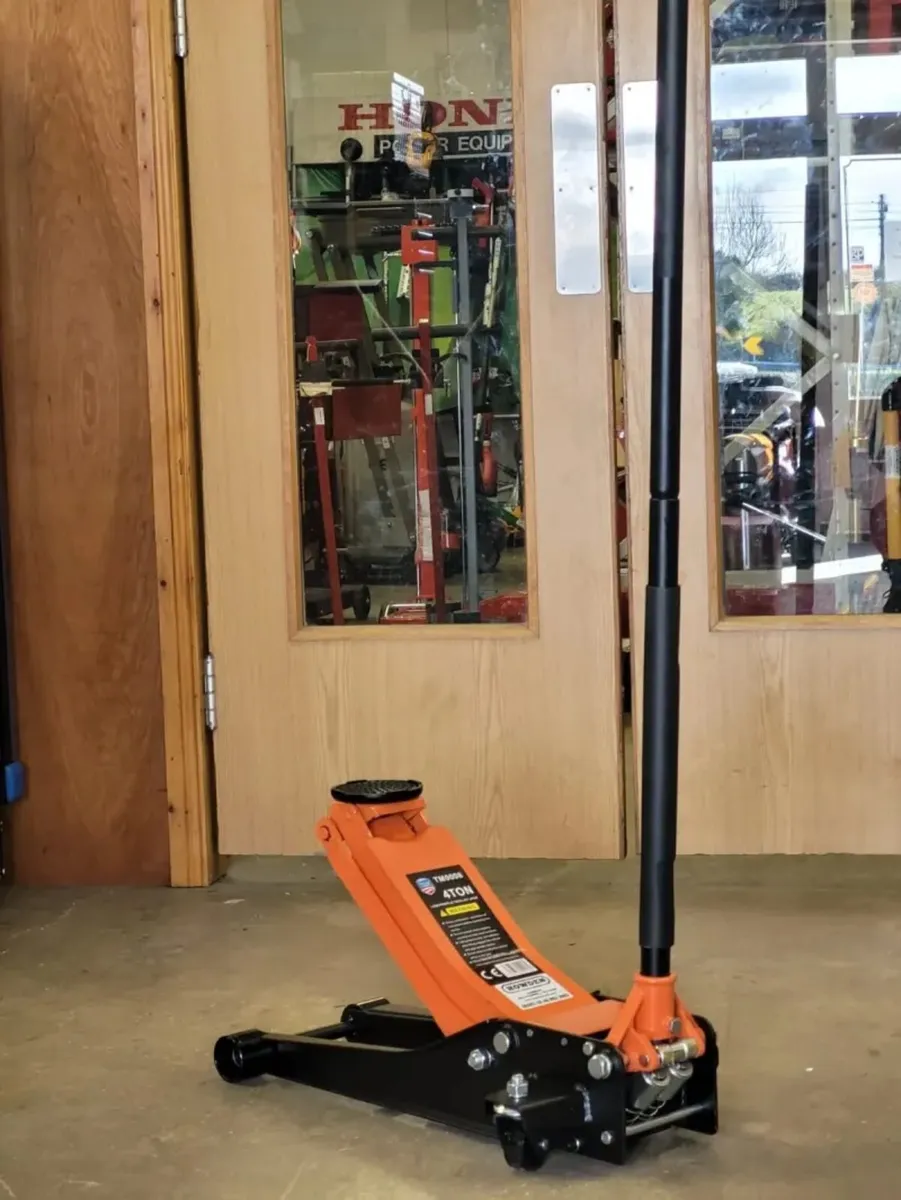 BRAND NEW 4ton LOW PROFILE TROLLEY JACK - Image 4