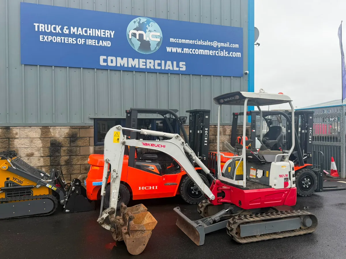 For Sale: Takeuchi Mini Excavator - Image 3