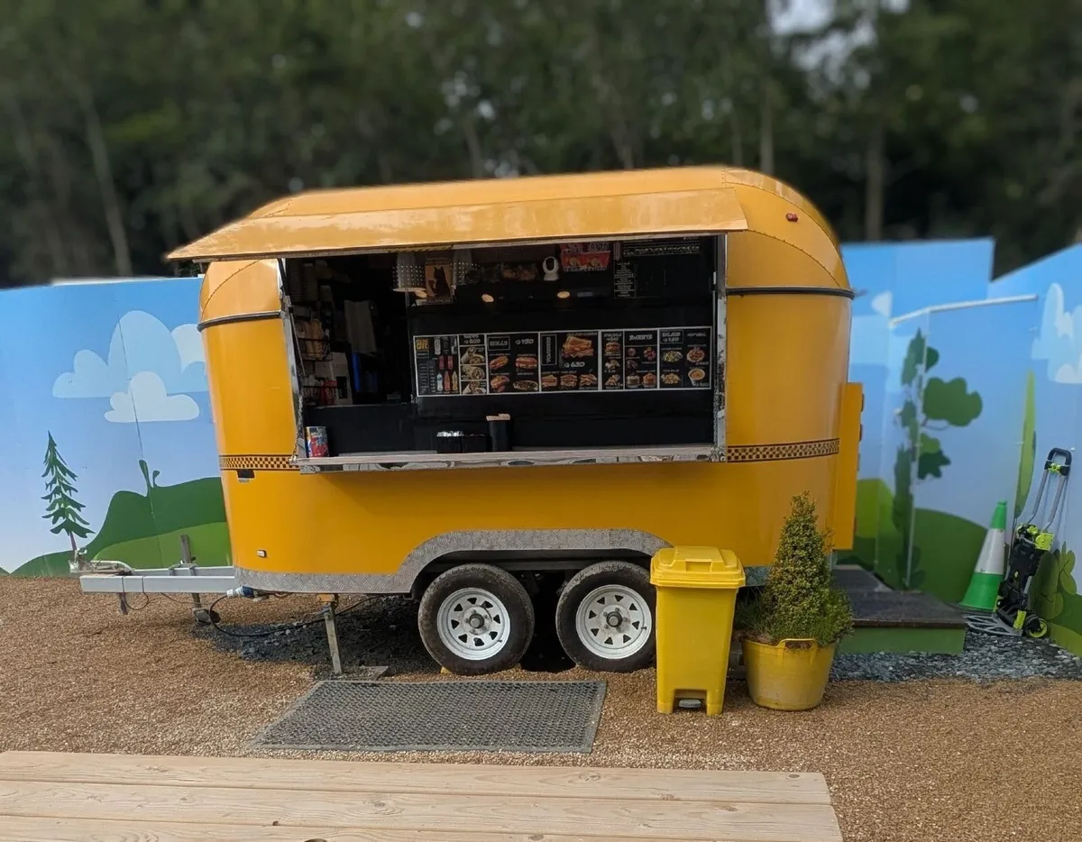 Food Trailer + Established Business For Sale – €18 - Image 1