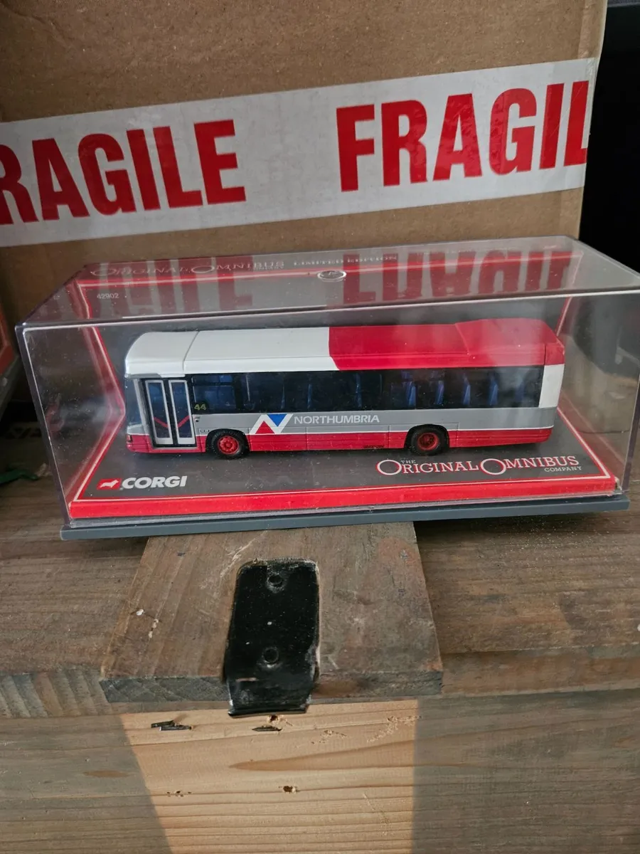 Corgi Bus - Image 1