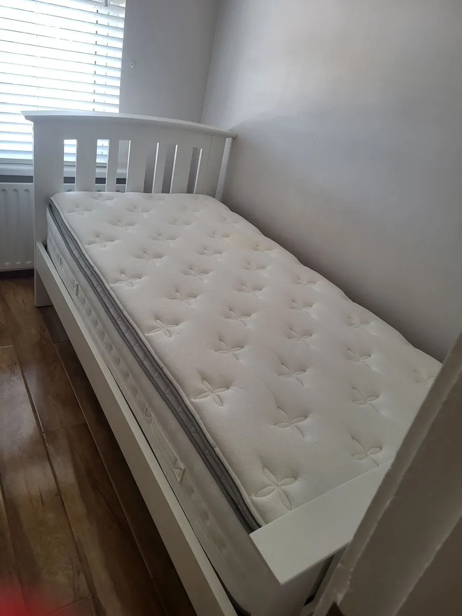 Beds - Image 3