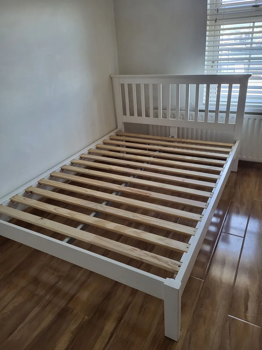 Beds - Image 4