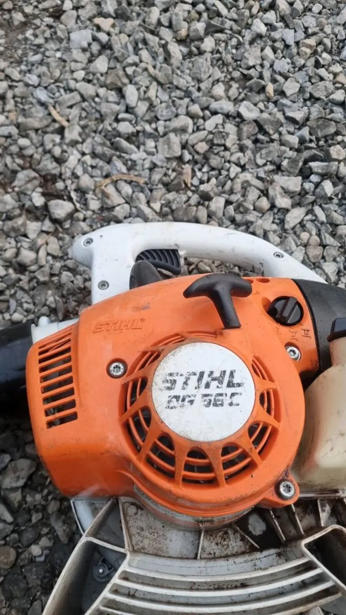 Stihl leaf blower - Image 1