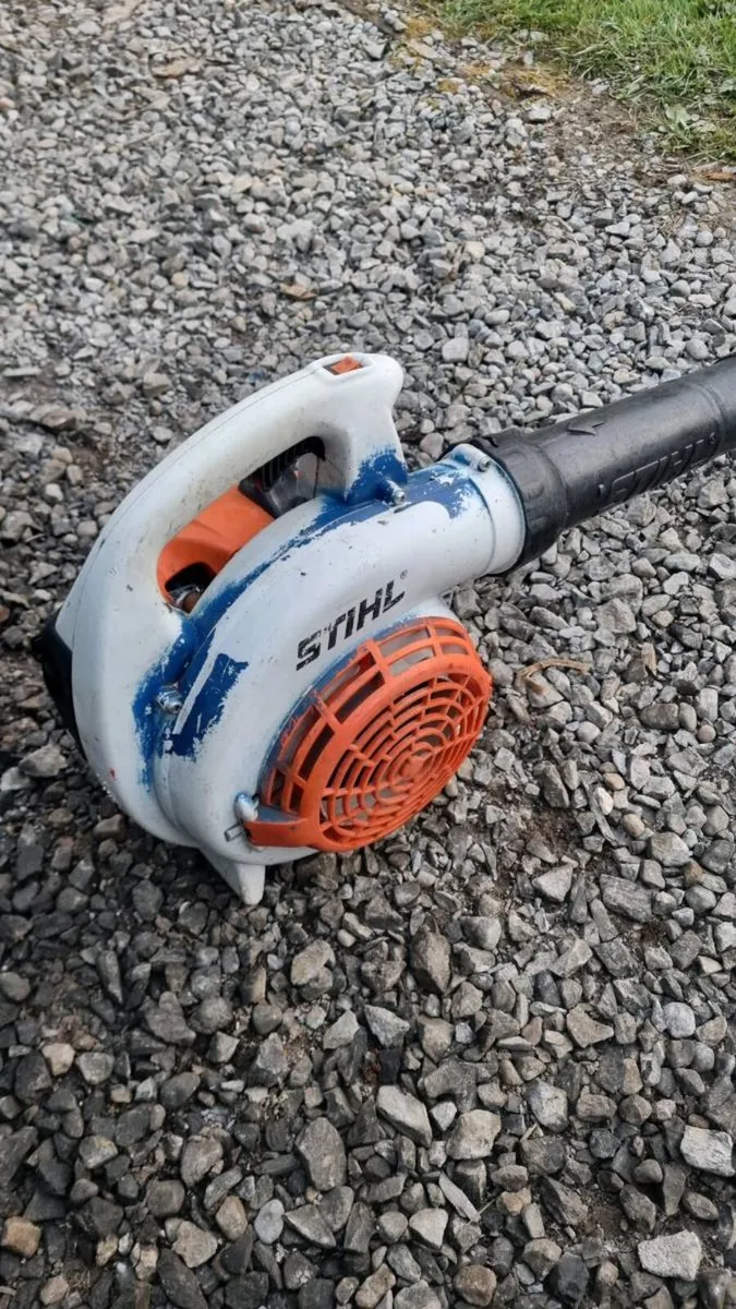 Stihl leaf blower - Image 2