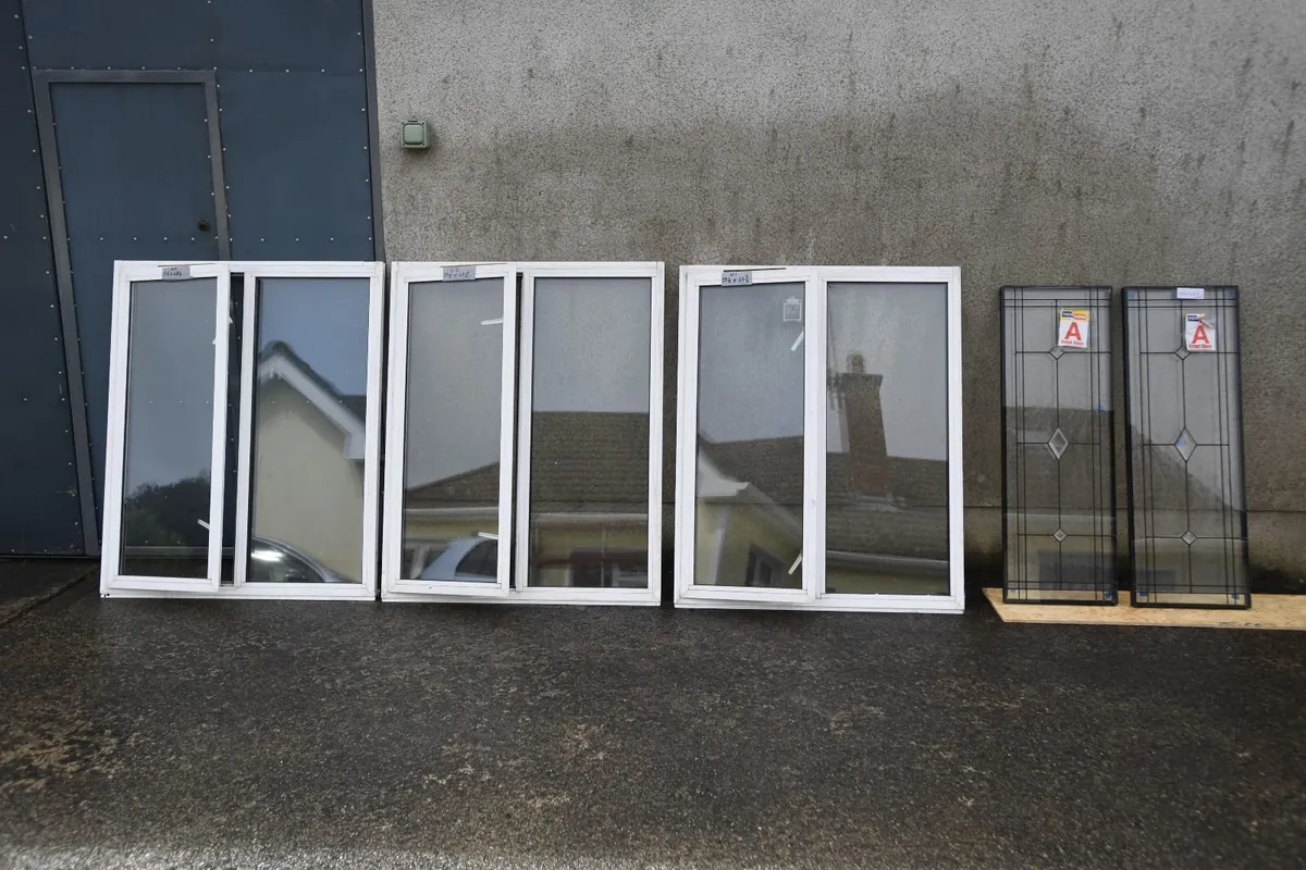 WHITE ALUMINIUM   WINDOWS - Image 1