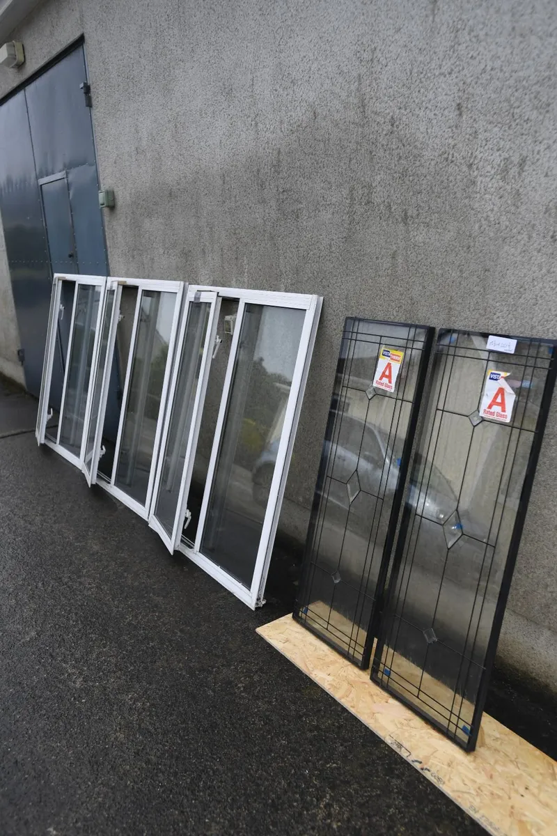 WHITE ALUMINIUM   WINDOWS - Image 2