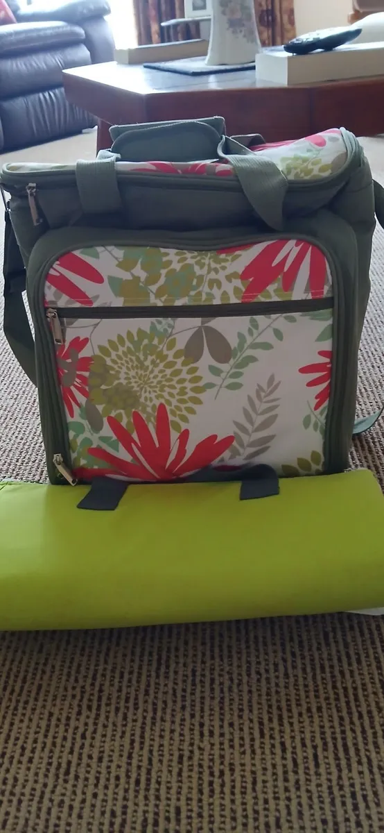 Picnic hamper - Image 4