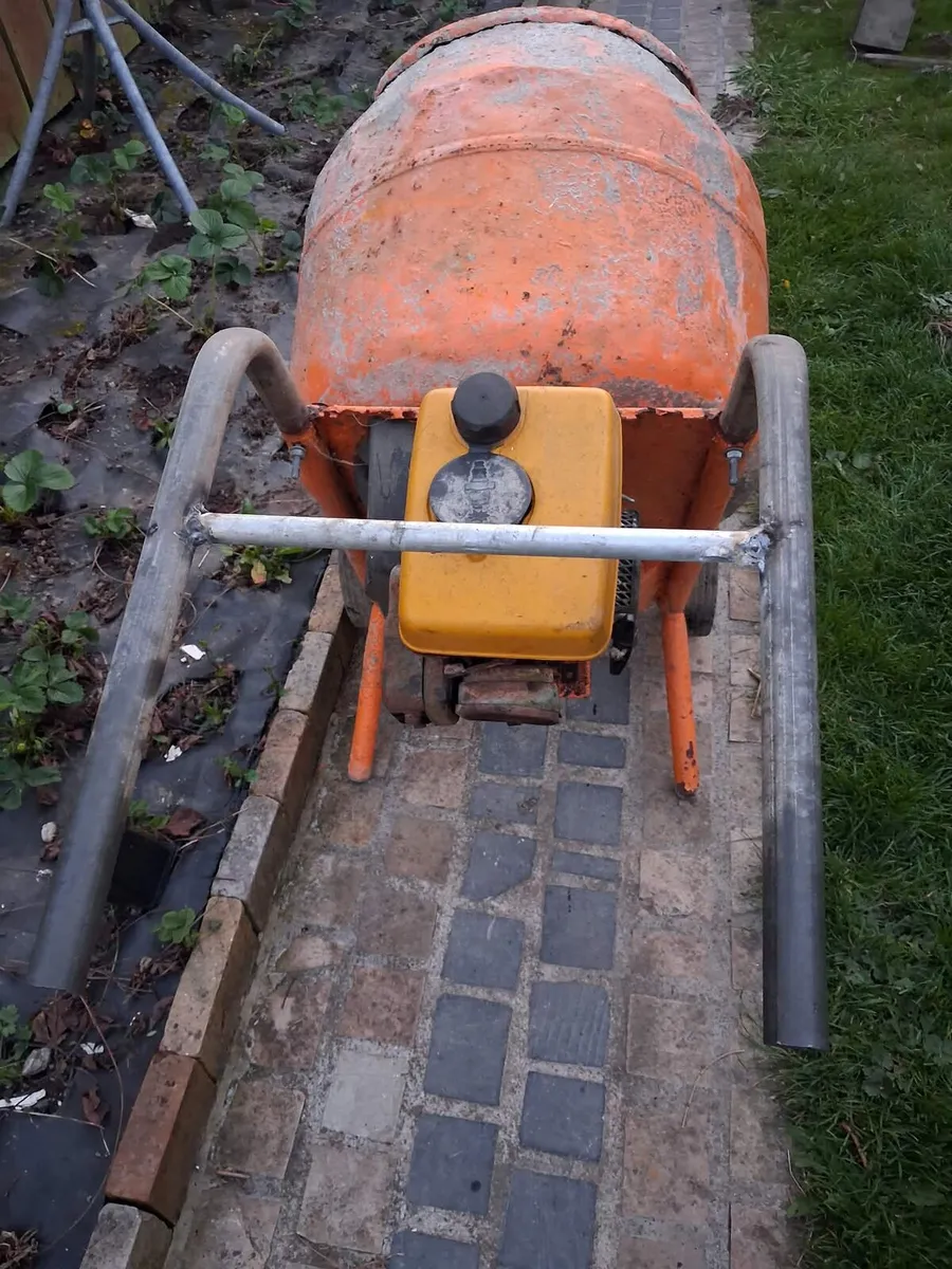 Concrete  mixer Belle - Image 3
