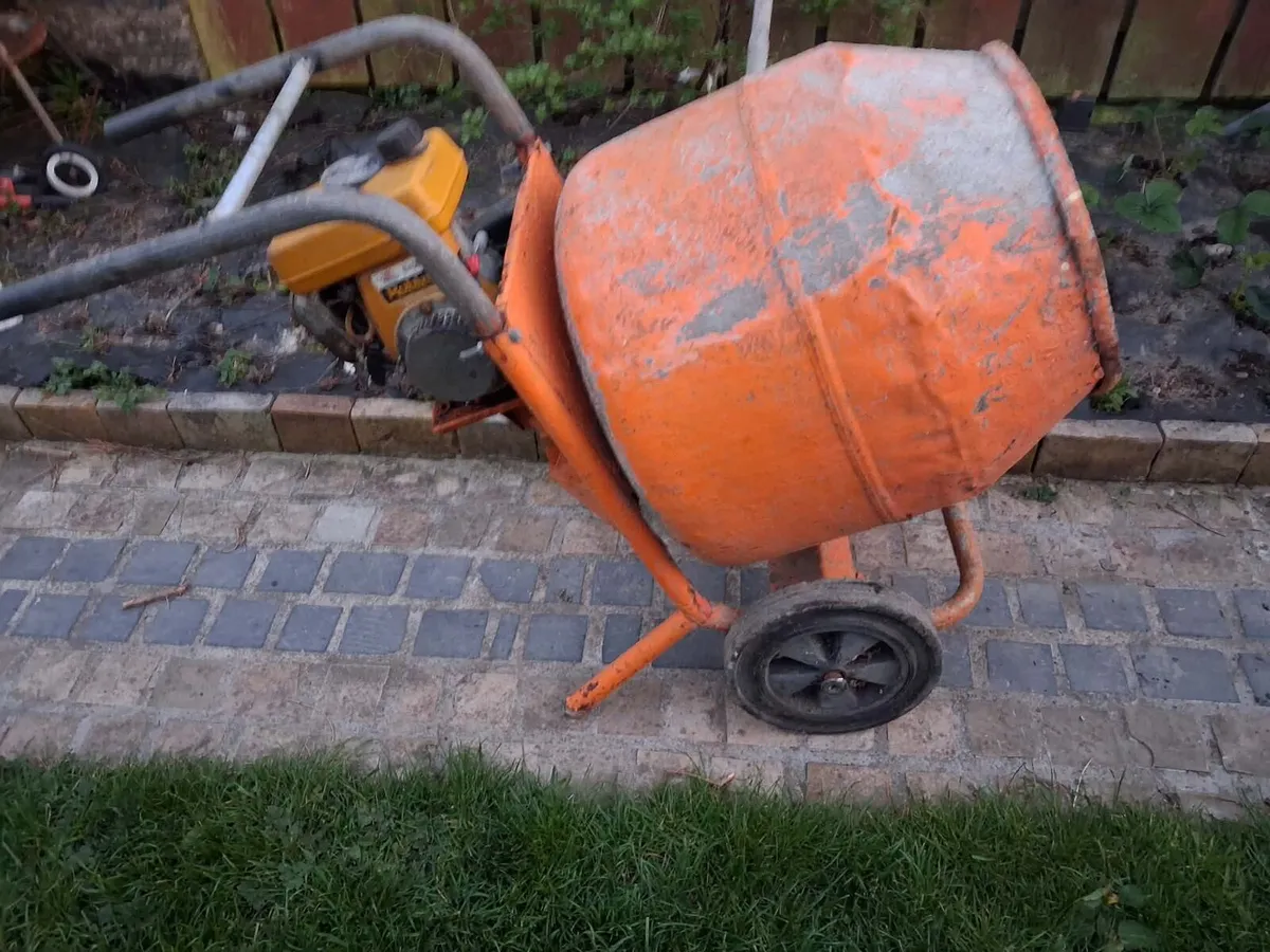 Concrete  mixer Belle - Image 4