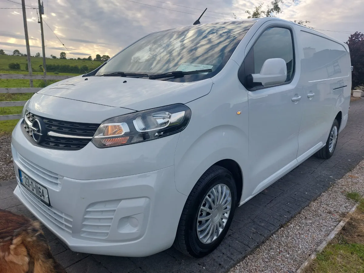 OPEL VIVARO 2023' LWB - AIRCON - Image 3