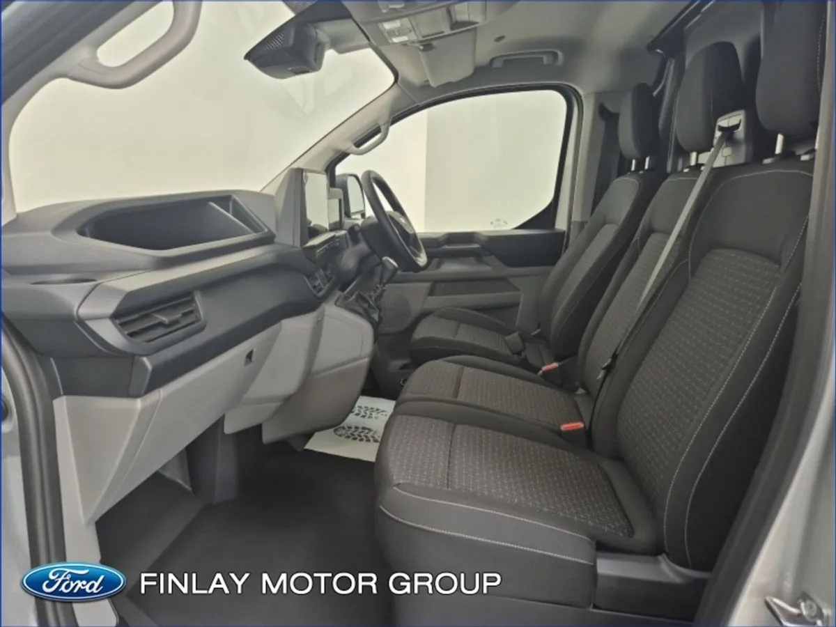 Ford Transit Custom 320 L2 Trend 2.0 150 PS 6SPD M - Image 4