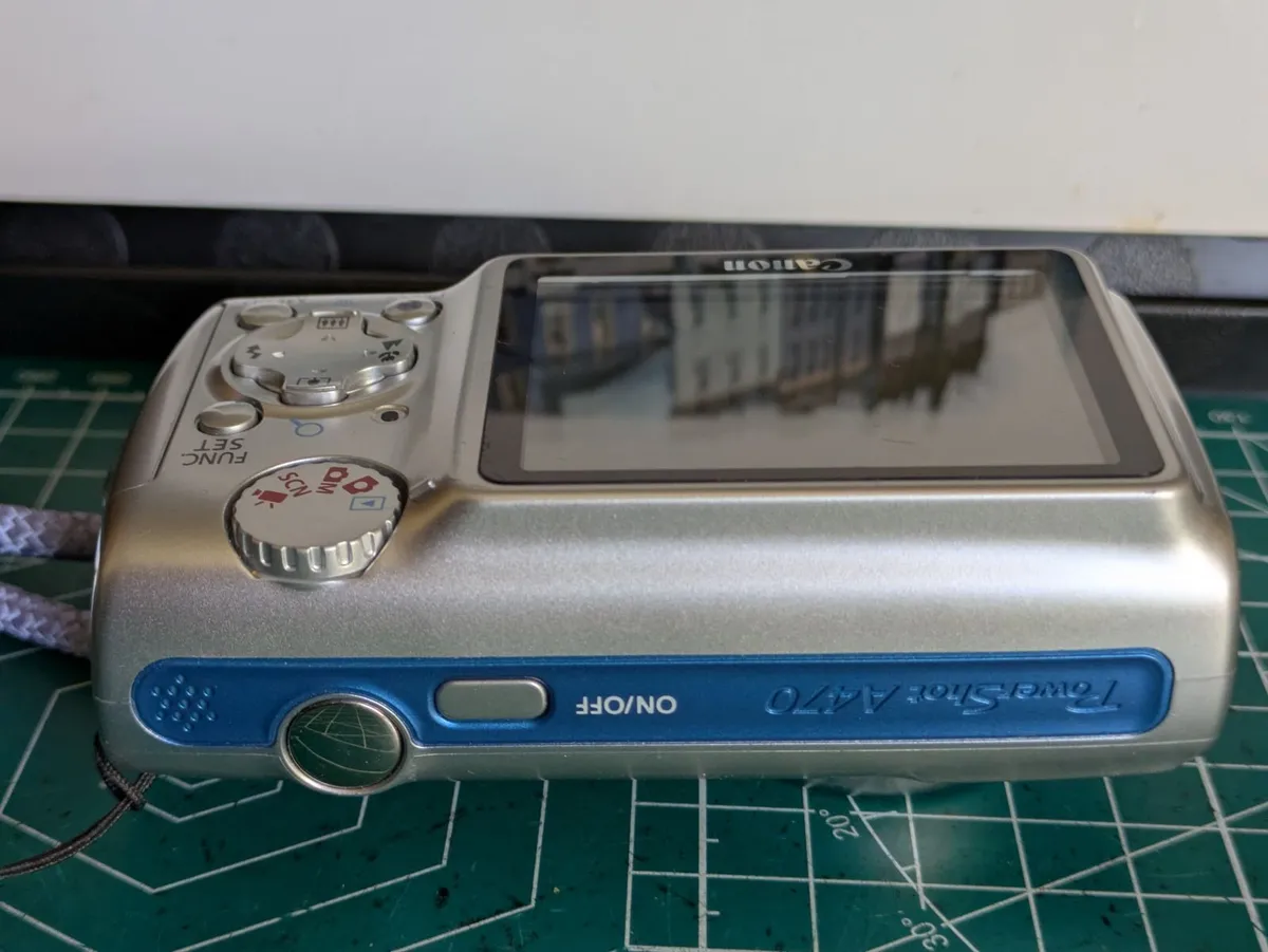 Canon PowerShot A470 7MP CCD🌈 camera - Image 4