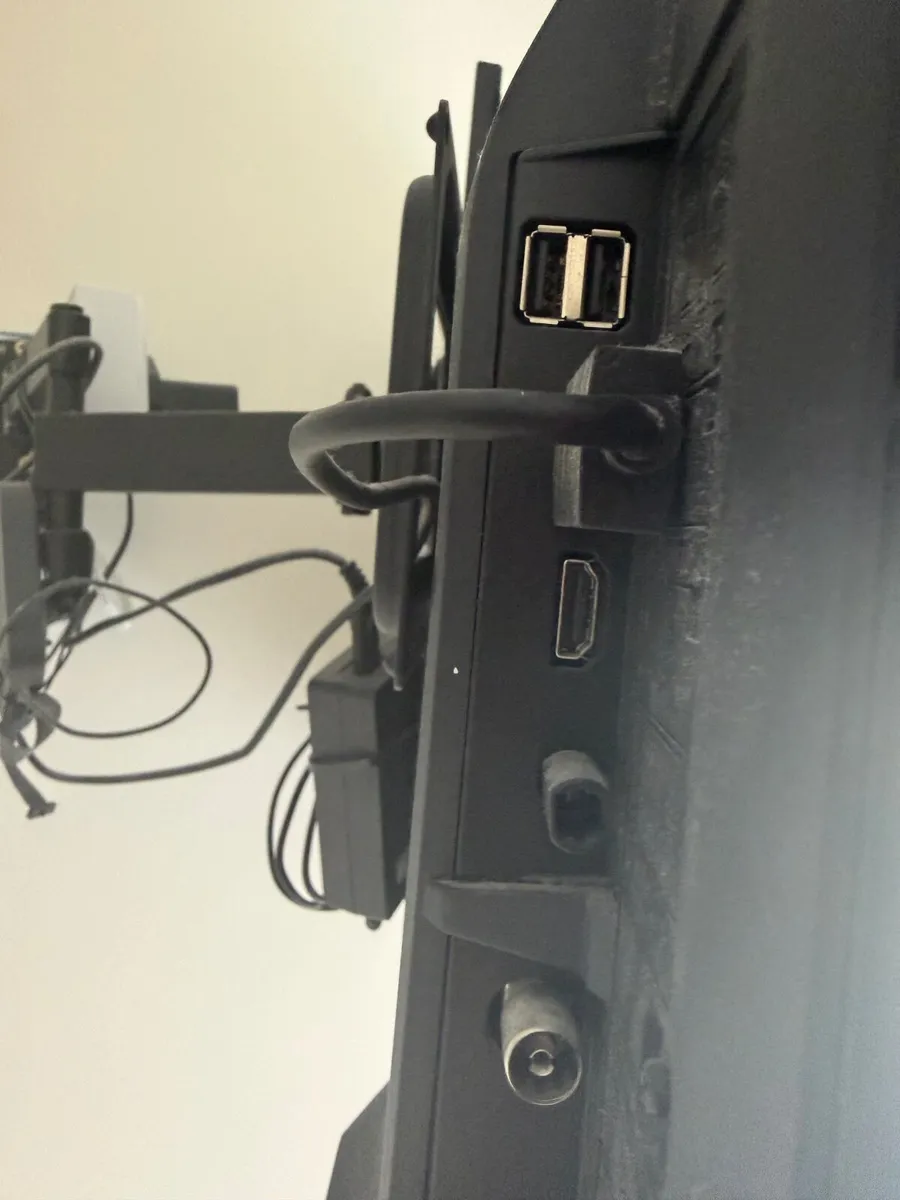 28” Sony Television with Wall Bracket and Remote - Image 4
