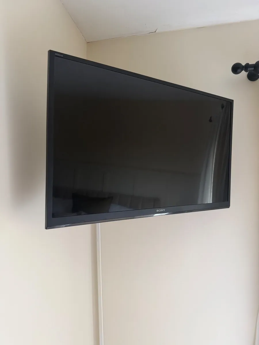 28” Sony Television with Wall Bracket and Remote - Image 1