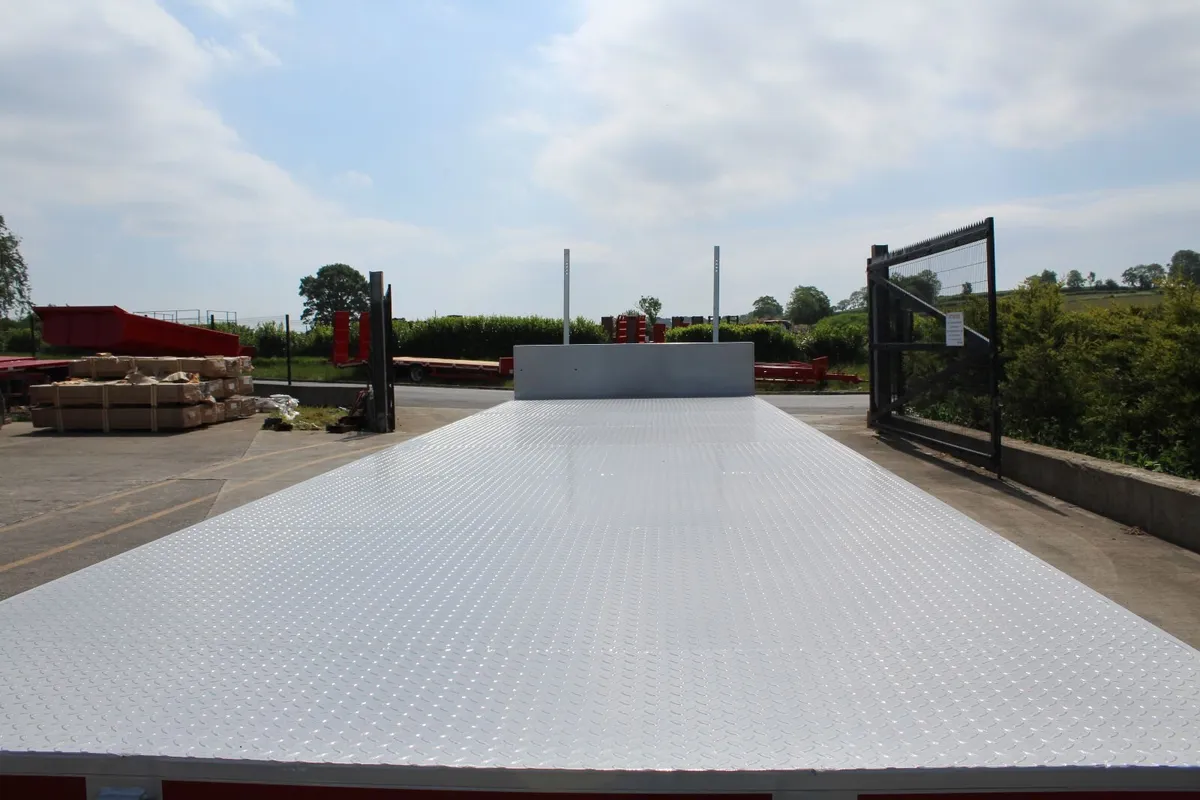MAC 3 Axle Platform Stepframe - Image 2