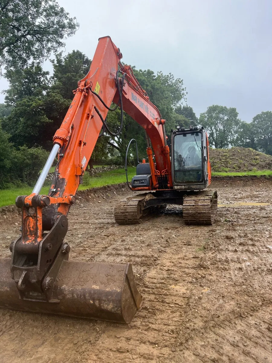 Plant and machinery. Digger,ZX 130 - Image 3
