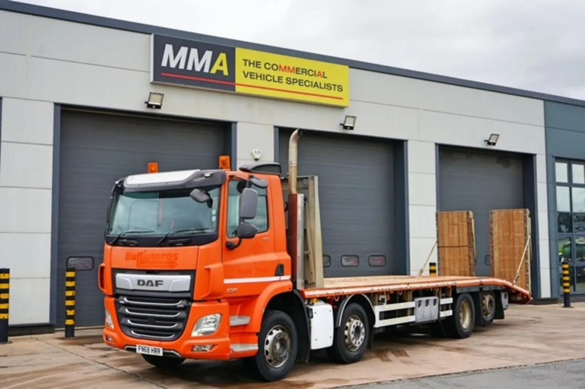 2018 DAF CF 410 8X2 BEAVERTAIL - Image 2