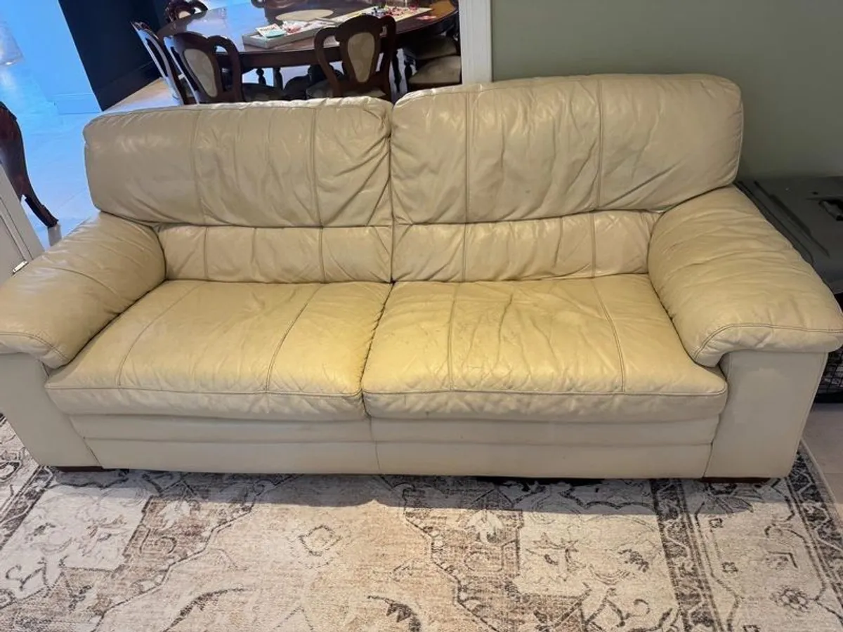 couches and arm chairs set - Image 1