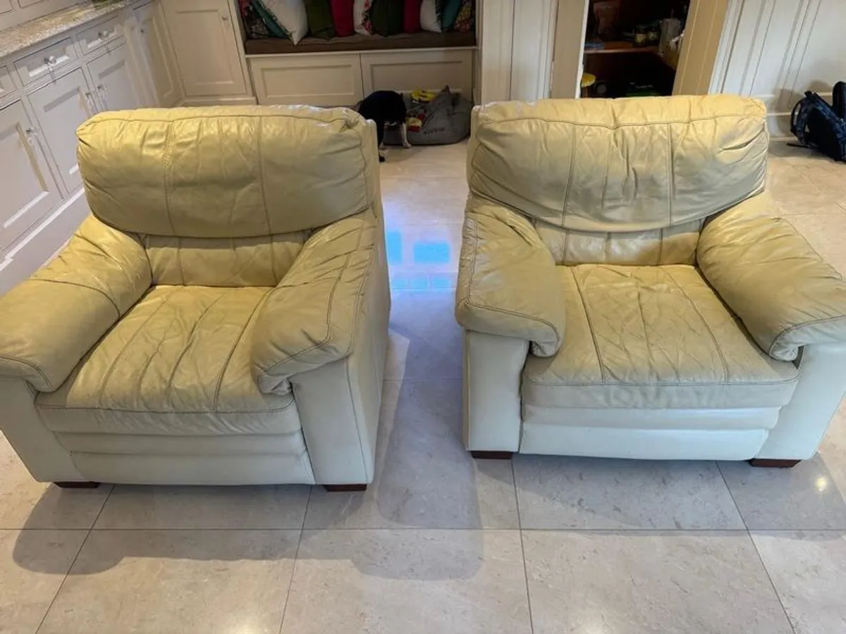 couches and arm chairs set - Image 2