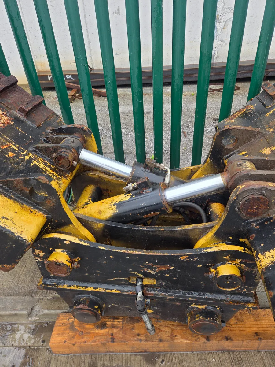 SEC Rock Grab Fit 40-70 ton Excavator - Image 4