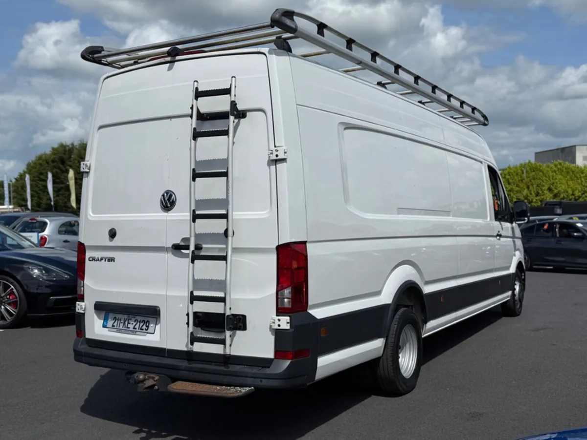 Volkswagen Crafter HIGH SPEC - ELW 177BHP - 2.0L D - Image 4