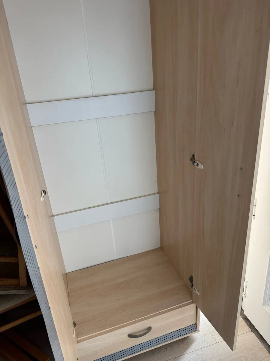 Wardrobe - Image 2