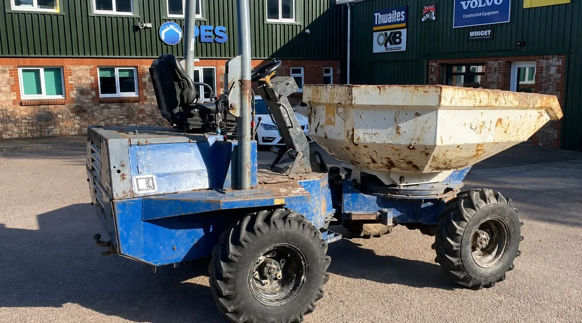 Terex 3ton Swivel Dumper - Image 1