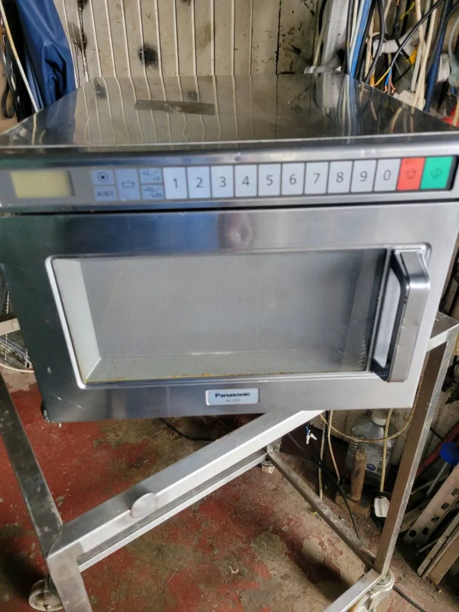 Microwave Commercial PANASONIC NE-1853 - Image 2