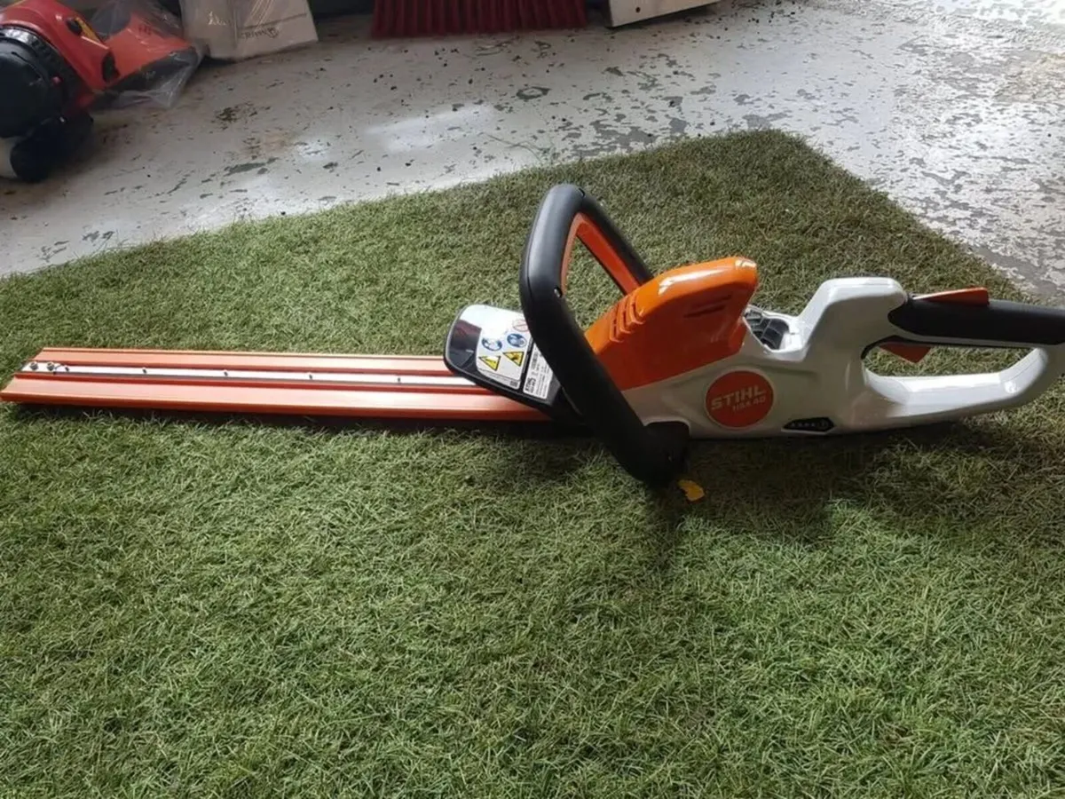 ROBOTIC MOWER GARAGE -TILTABLE ROOF - FOR SALE - Image 3