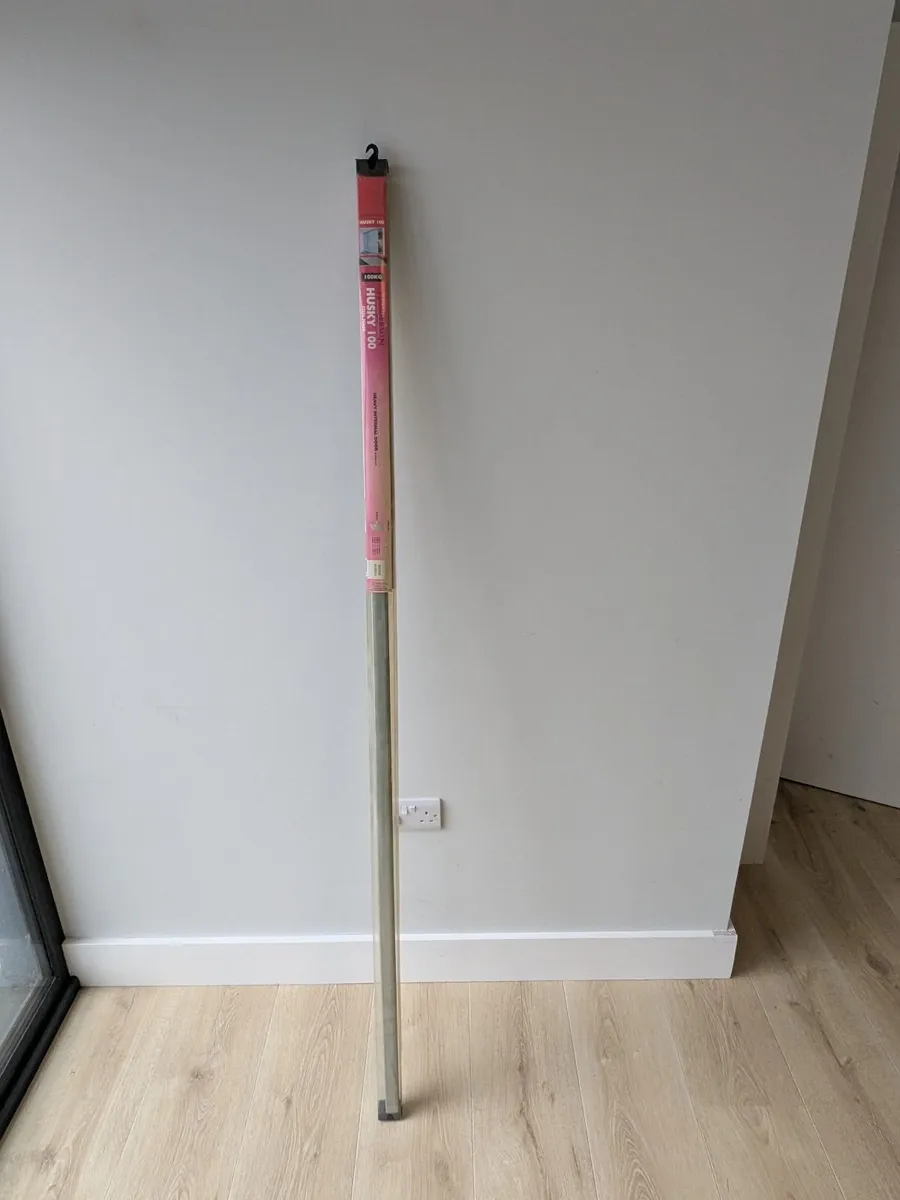 Henderson Husky 100 Door Sliding Rail - Image 1
