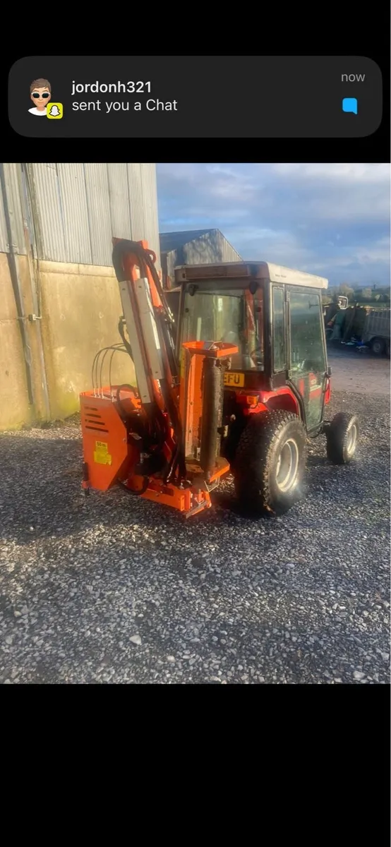 Massey Ferguson 1230 & hedgcutter - Image 3