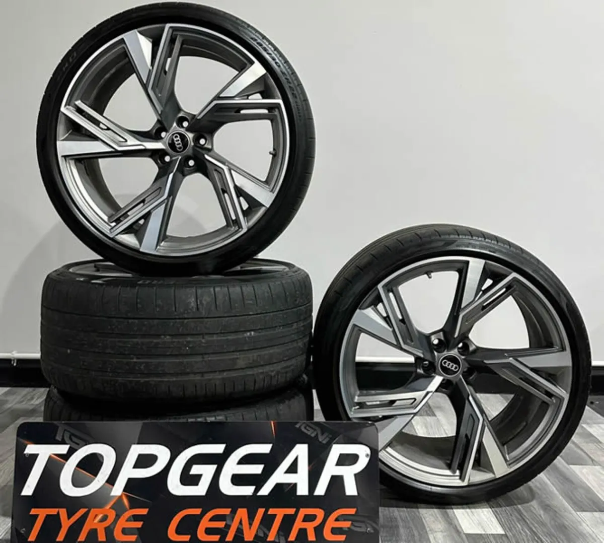 22" Genuine AUDI RS6 RS7 C8 Alloy Wheels & Tyres - Image 1