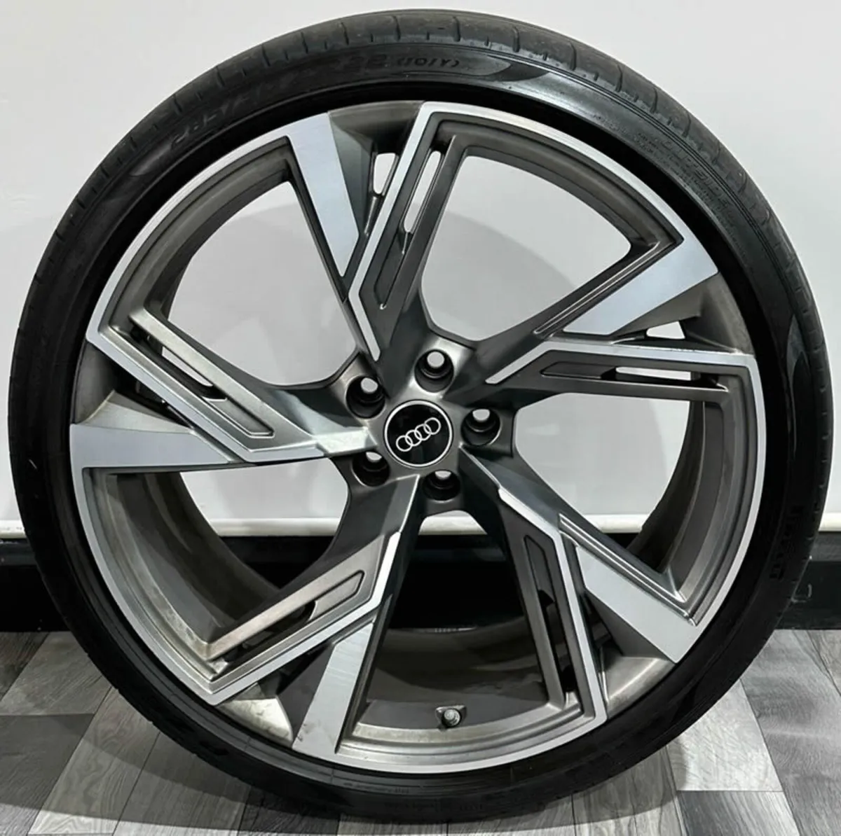 22" Genuine AUDI RS6 RS7 C8 Alloy Wheels & Tyres - Image 4