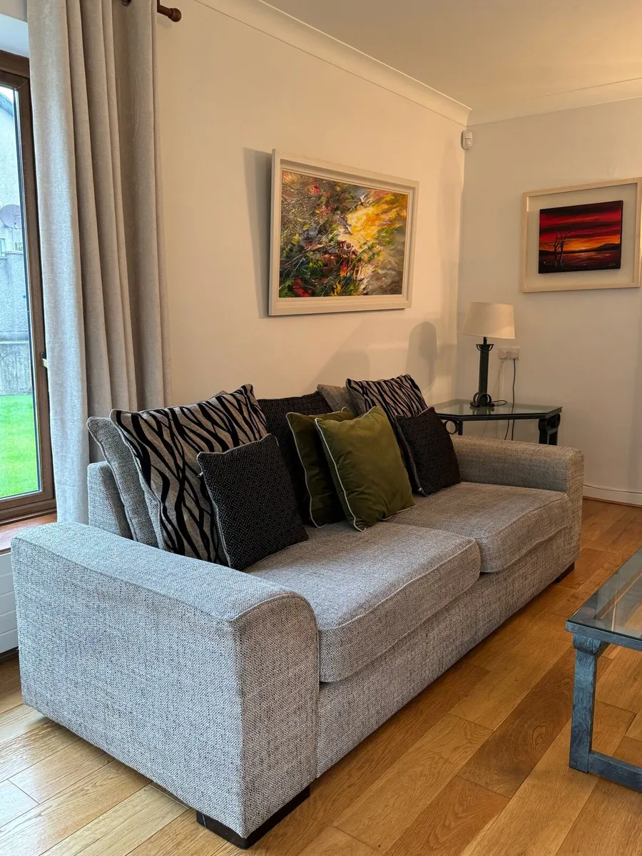 Couch - Image 1