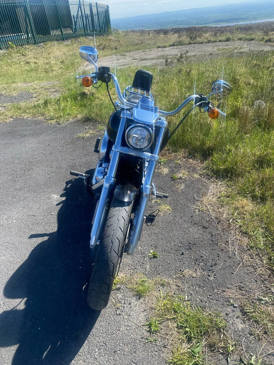 Harley Davidson 2018 low rider FXLR - Image 4