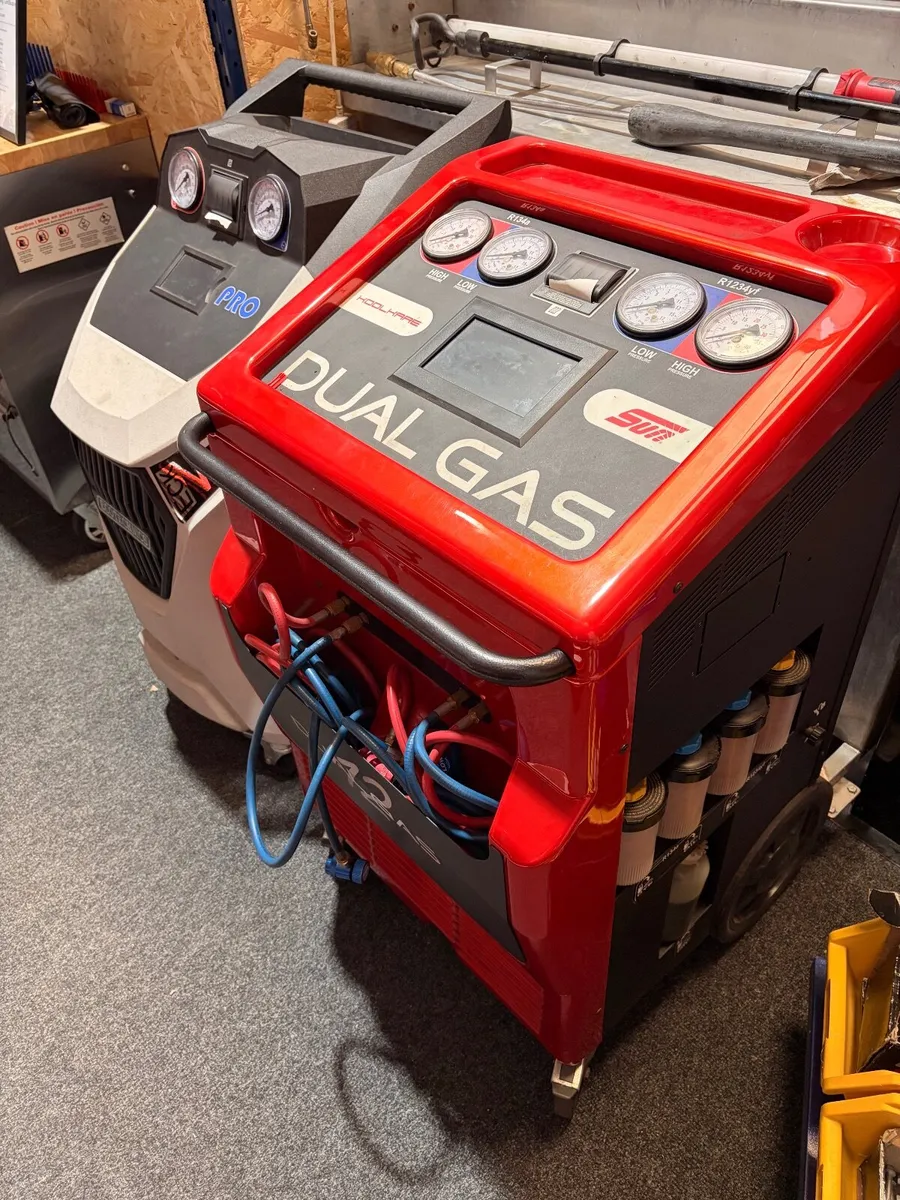 Air Conditionng Machine - Image 1