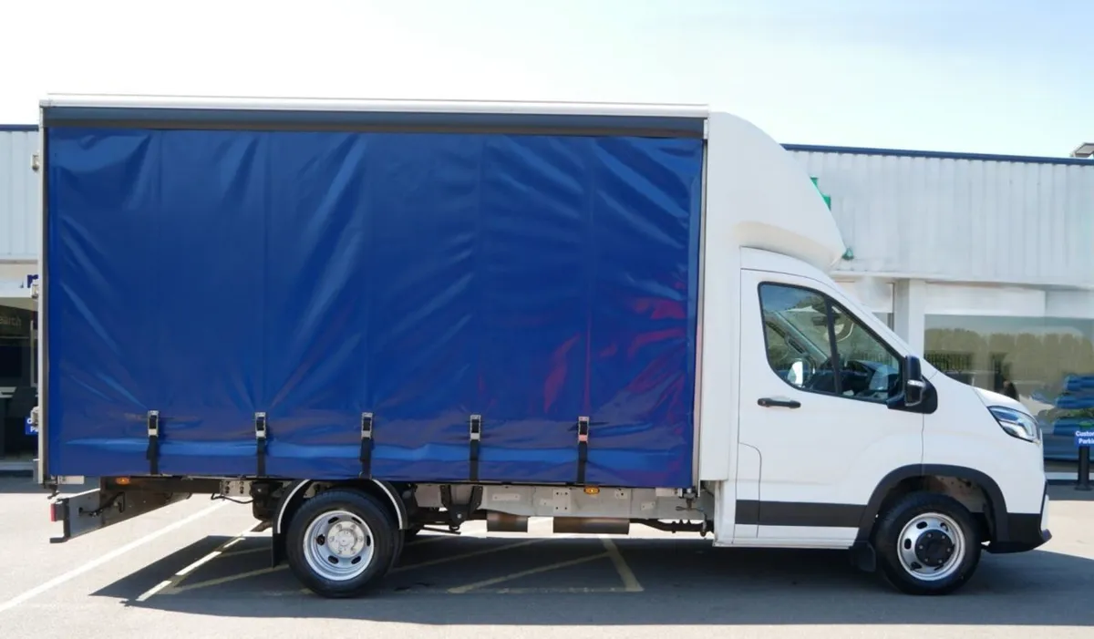 2022 Maxus Deliver 9 Curtain Sider Van - Image 1